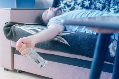 Вывод из запоя в Костроме